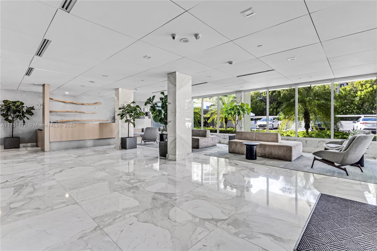 199 Ocean Lane Dr #1210, Key Biscayne FL 33149
