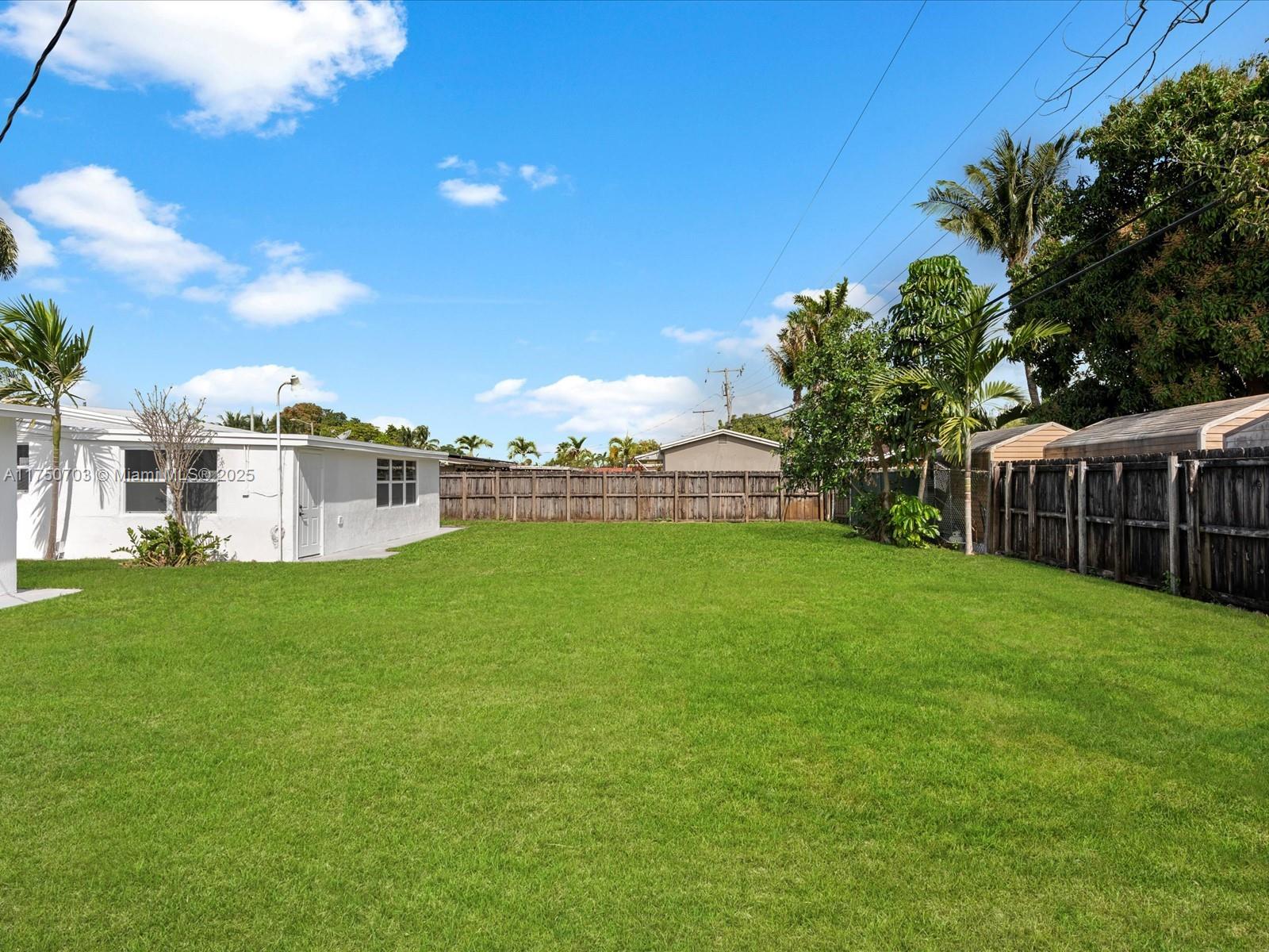 Listing Photo 10