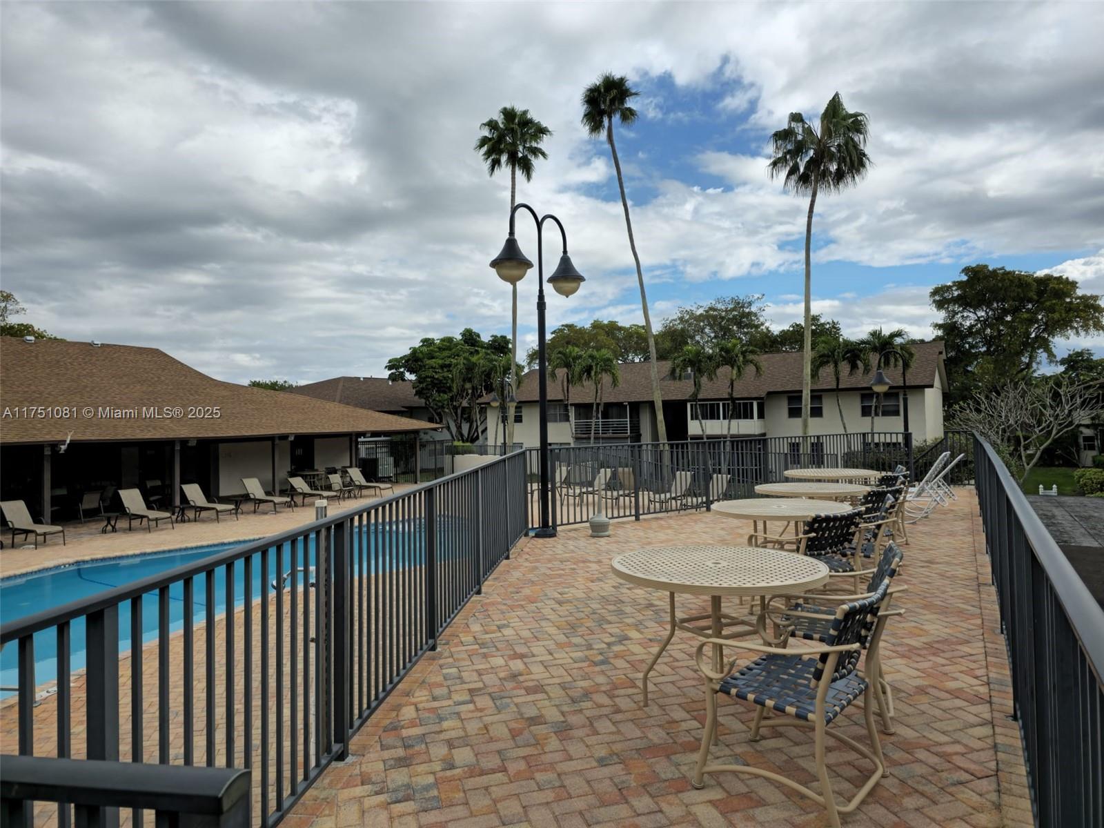 447 N Laurel Dr #447, Margate, Florida image 22