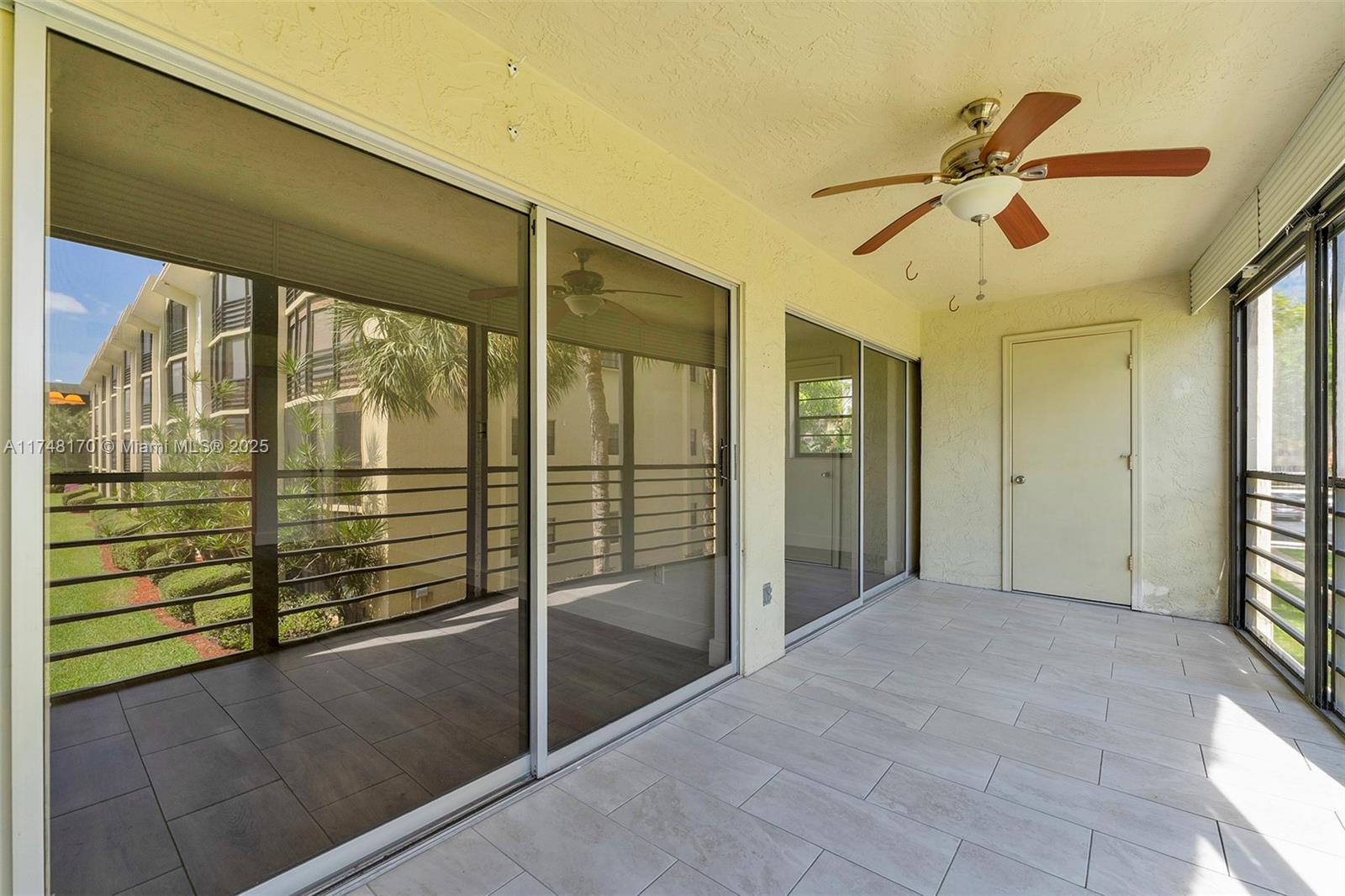 23380 Carolwood Ln #201, Boca Raton, Florida image 32