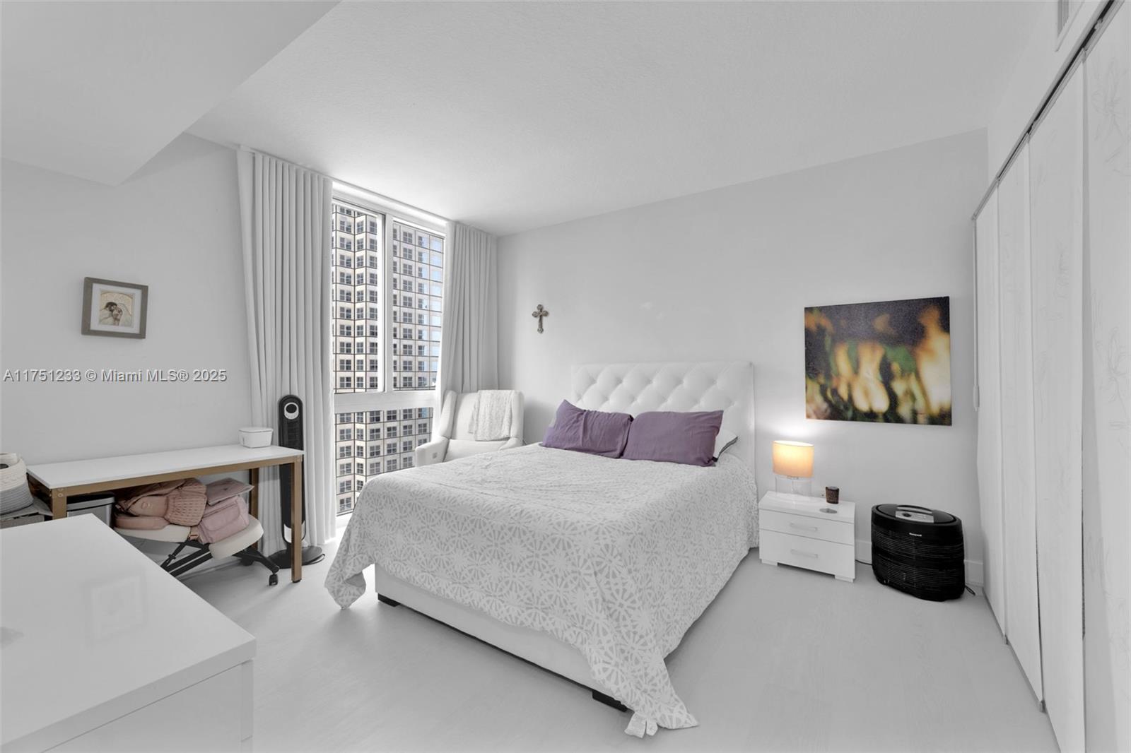 325 S Biscayne Blvd #1715, Miami FL 33131