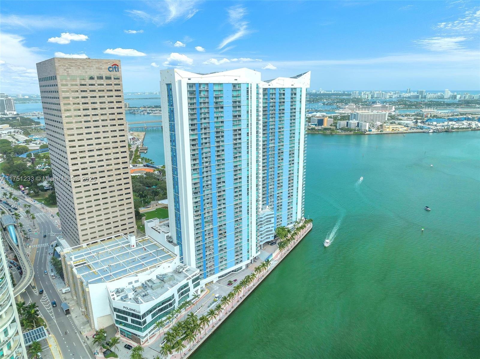 325 S Biscayne Blvd #1715, Miami FL 33131