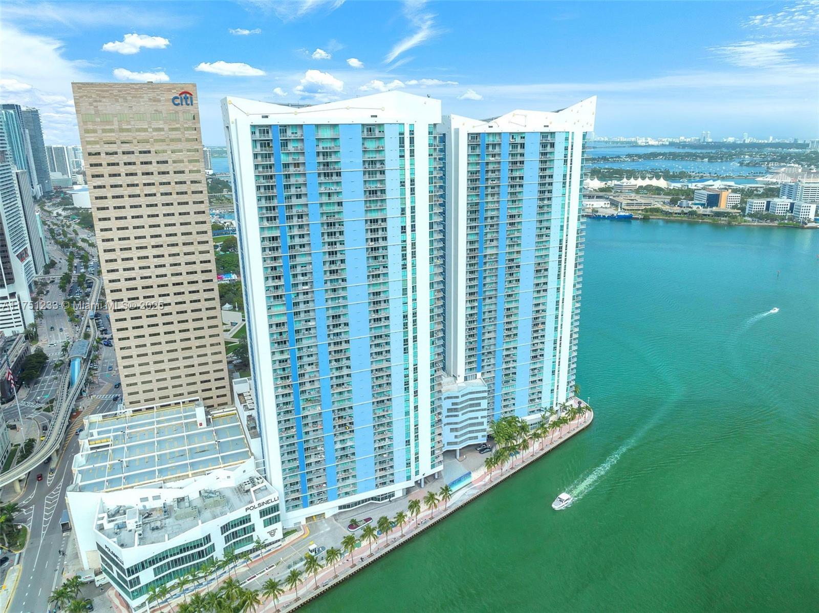 325 S Biscayne Blvd #1715, Miami FL 33131