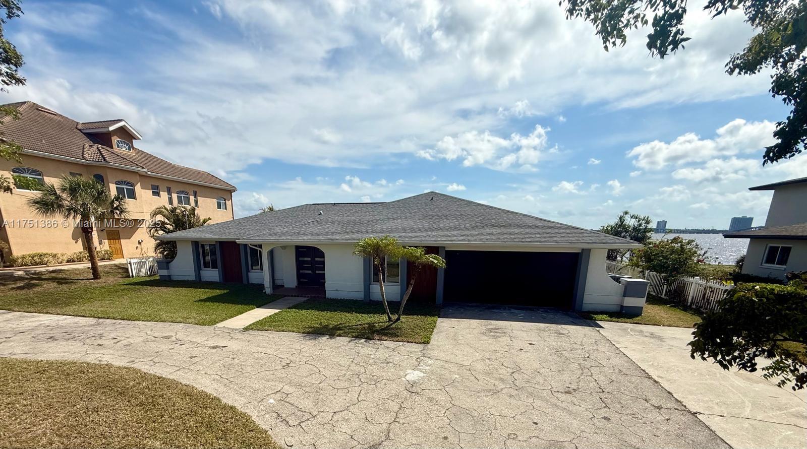 111 E North Shore Ave, Fort Myers, Florida image 9