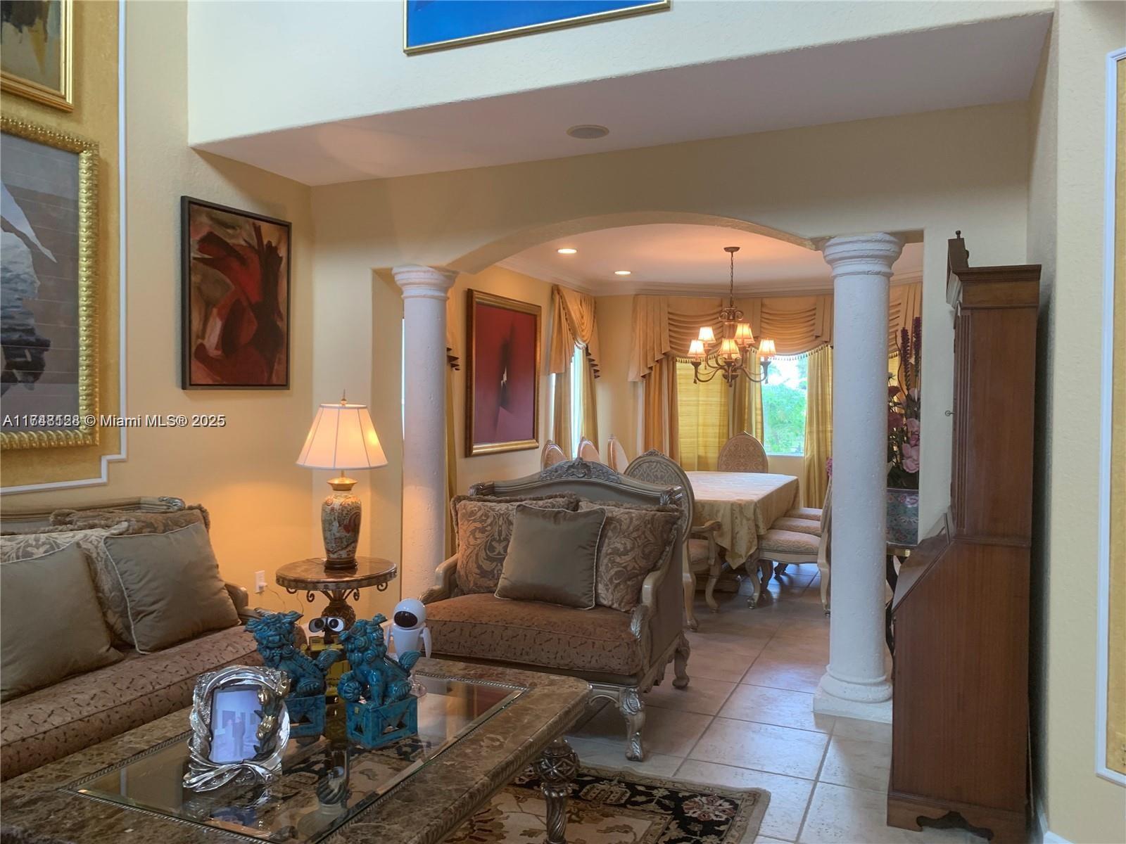 Listing Photo 11