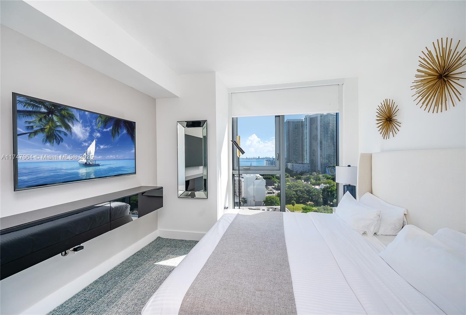 121 NE 34th St #1608, Miami FL 33137
