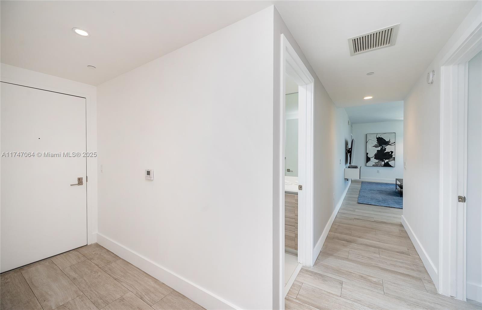 121 NE 34th St #1608, Miami FL 33137