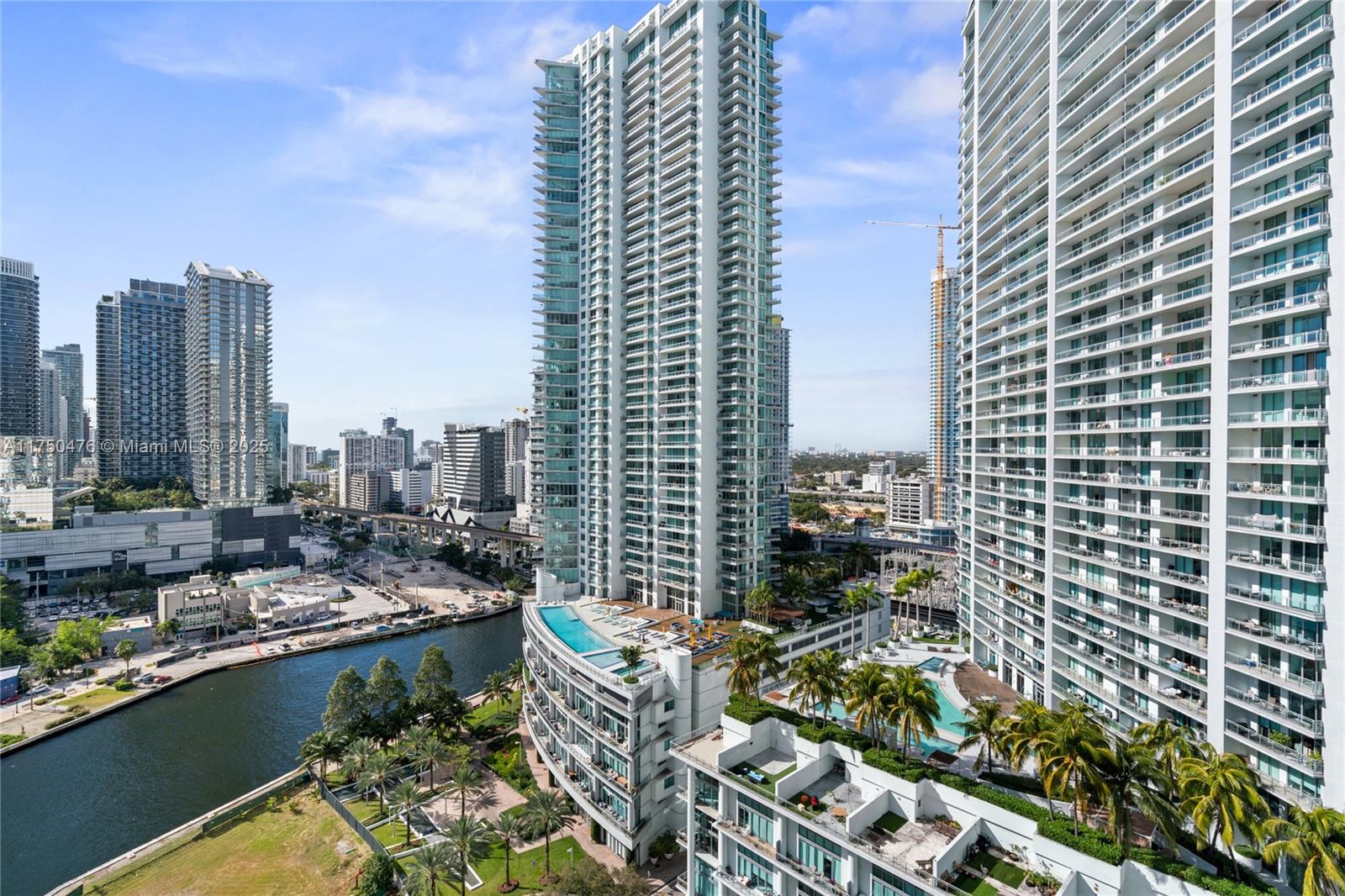 350 S Miami Ave #2210, Miami FL 33130
