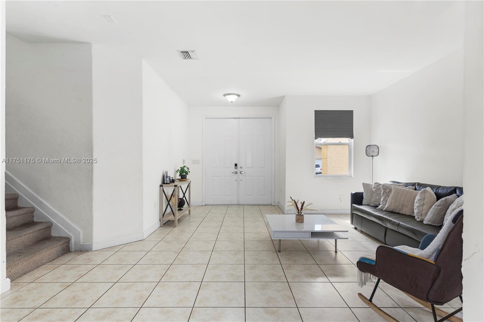 11053 NW 87th St, Doral, Florida image 3