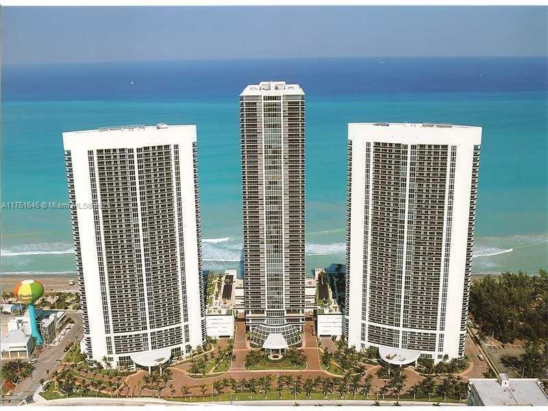 Condo for Sale in Hallandale Beach, FL