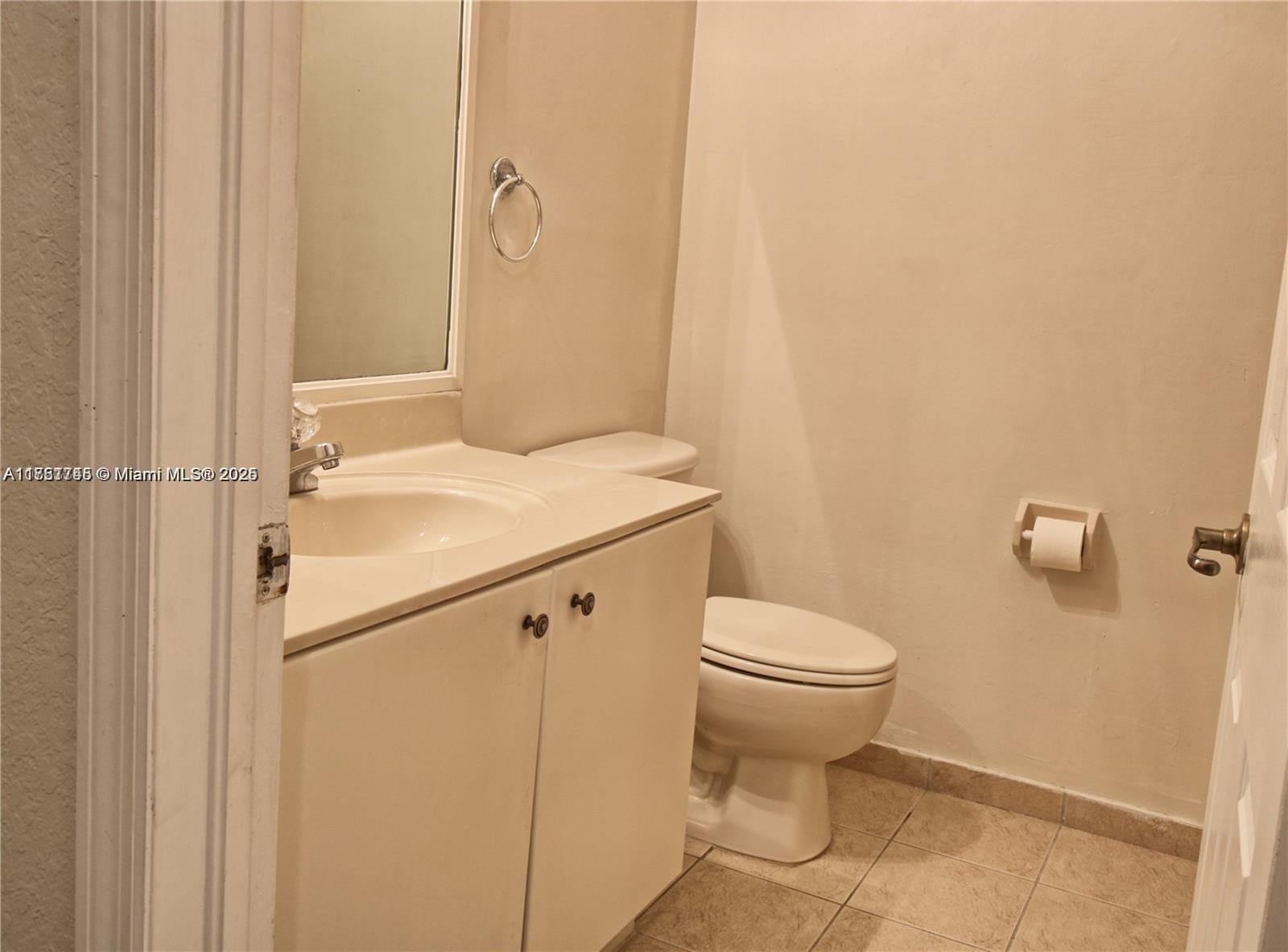 Residential, Doral, Florida image 11