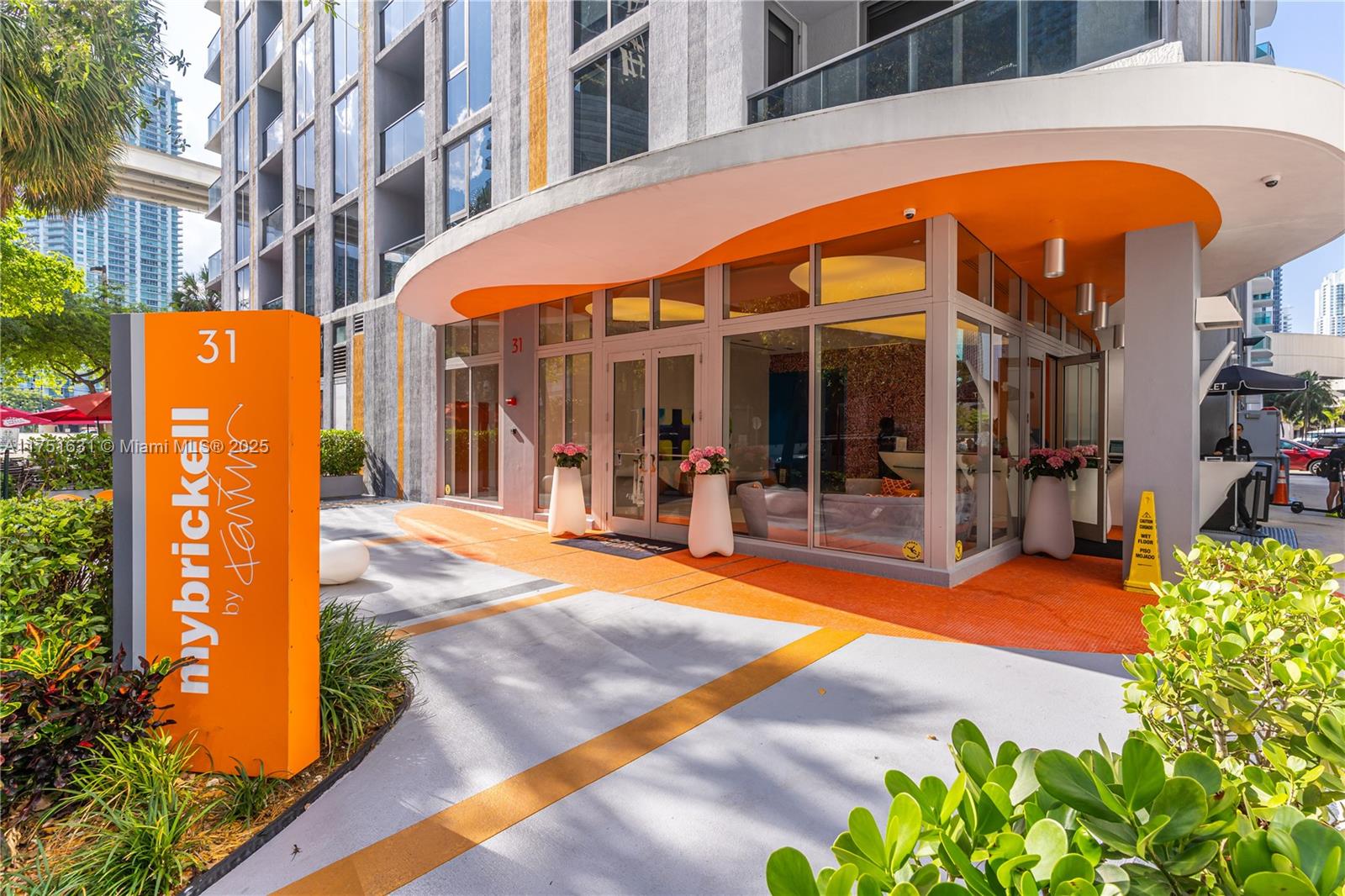 Apartamento à Venda em Miami, FL