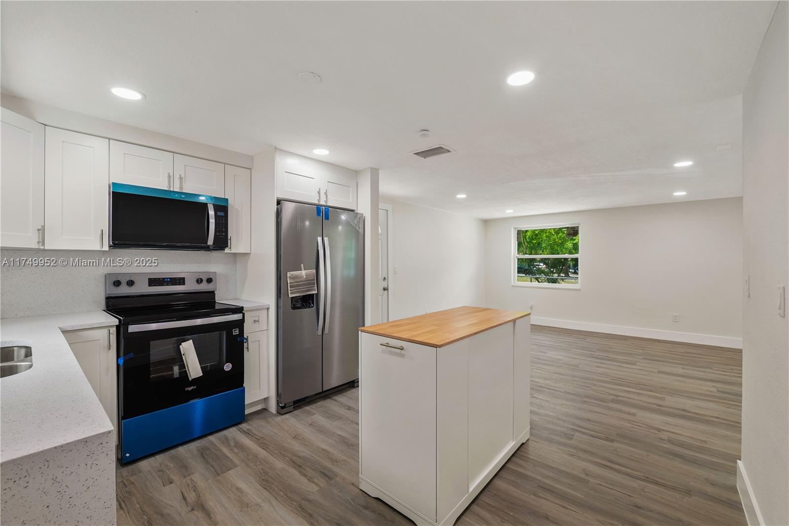 8319 N 14th Street, Tampa, Florida image 2