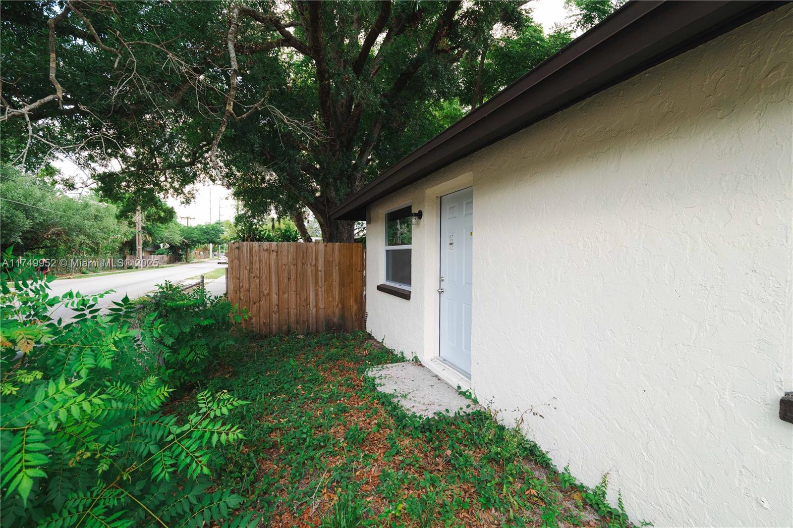 8319 N 14th Street, Tampa, Florida image 22