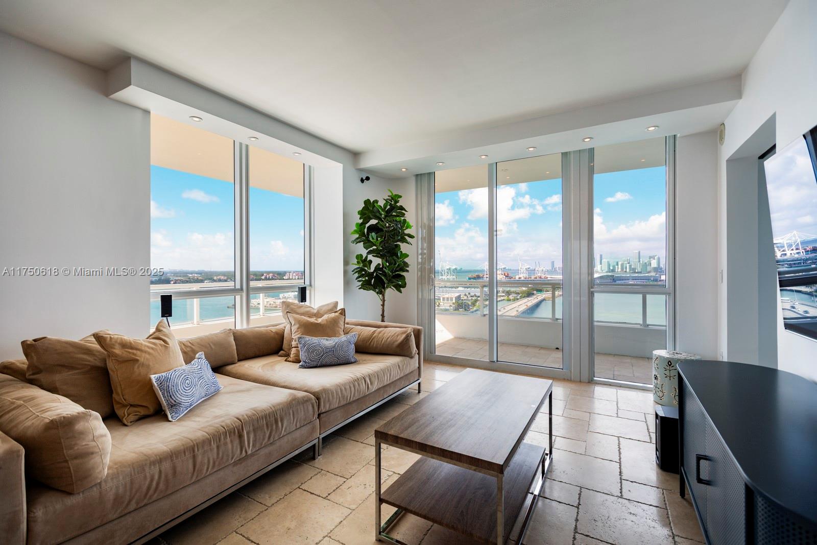 , Miami Beach FL 33139