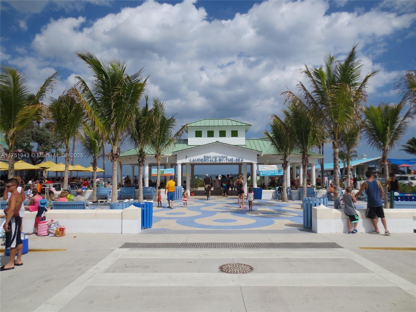 3261 Oleander Way, Lauderdale By The Sea, Florida image 2