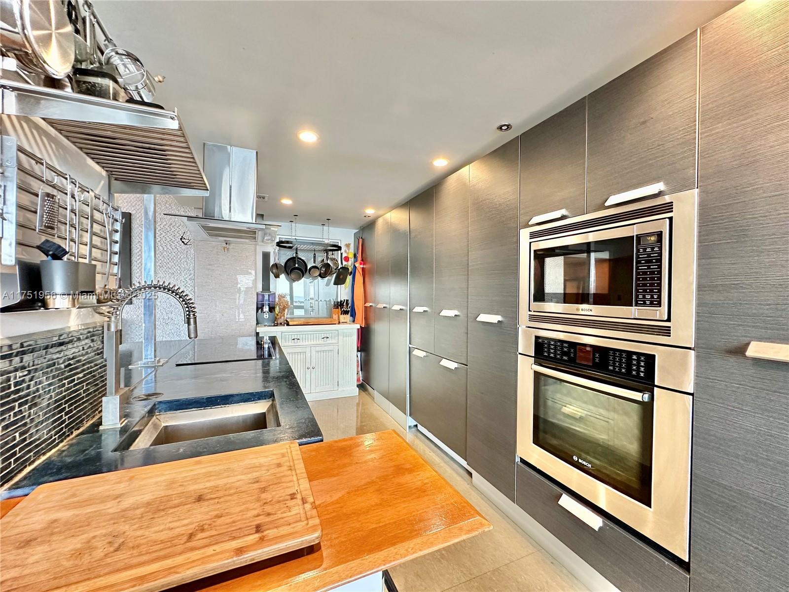 1581 Brickell Ave #602, Miami FL 33129