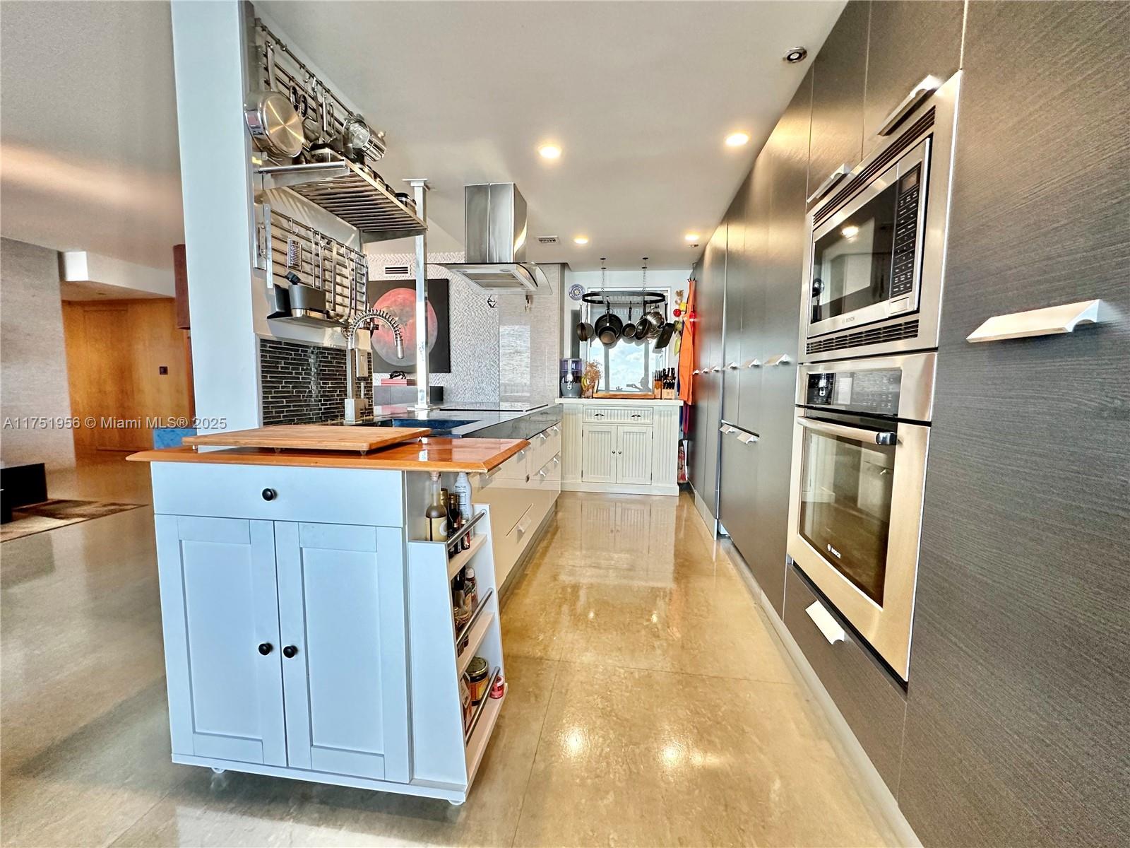 1581 Brickell Ave #602, Miami FL 33129