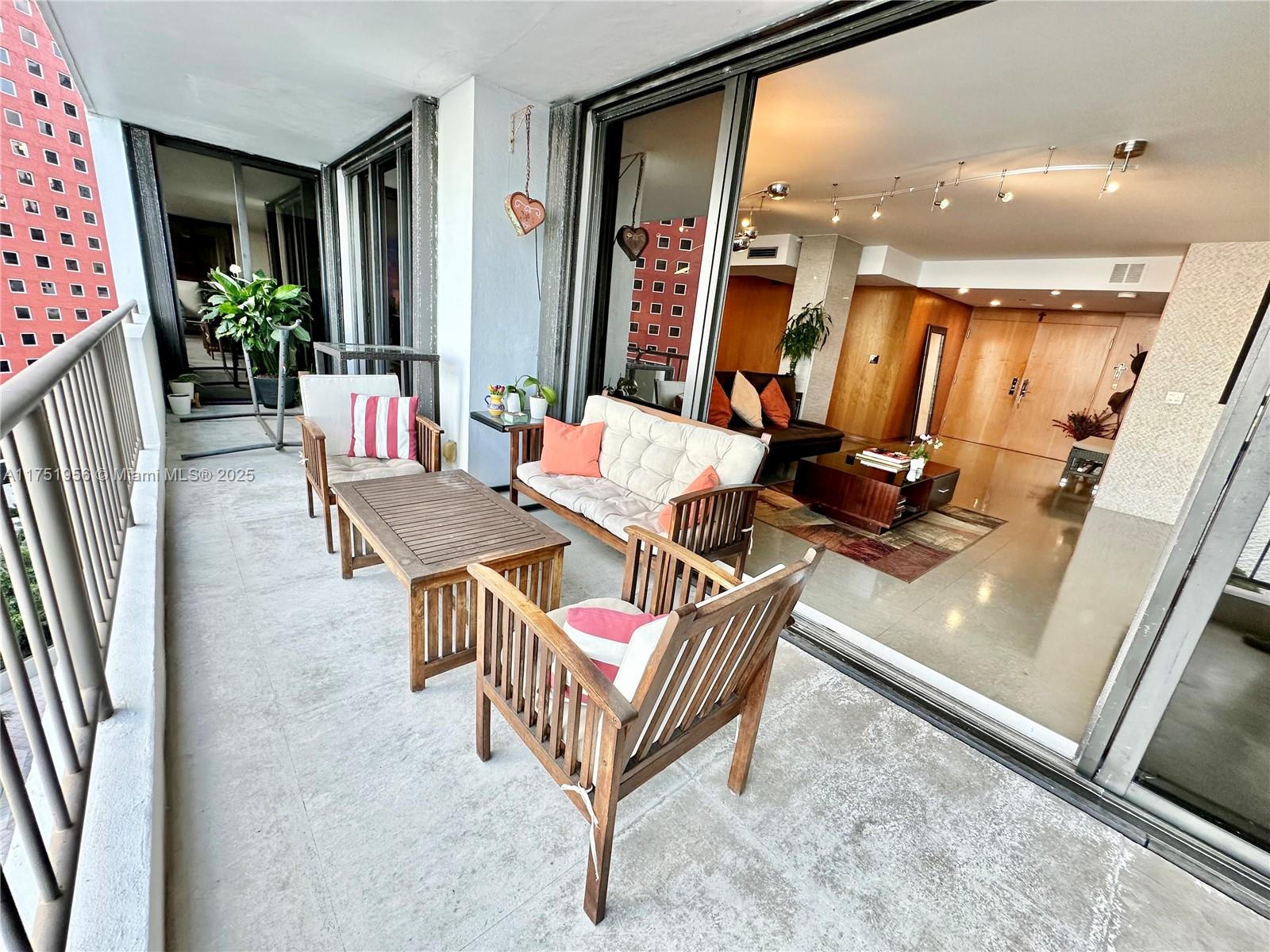 1581 Brickell Ave #602, Miami FL 33129