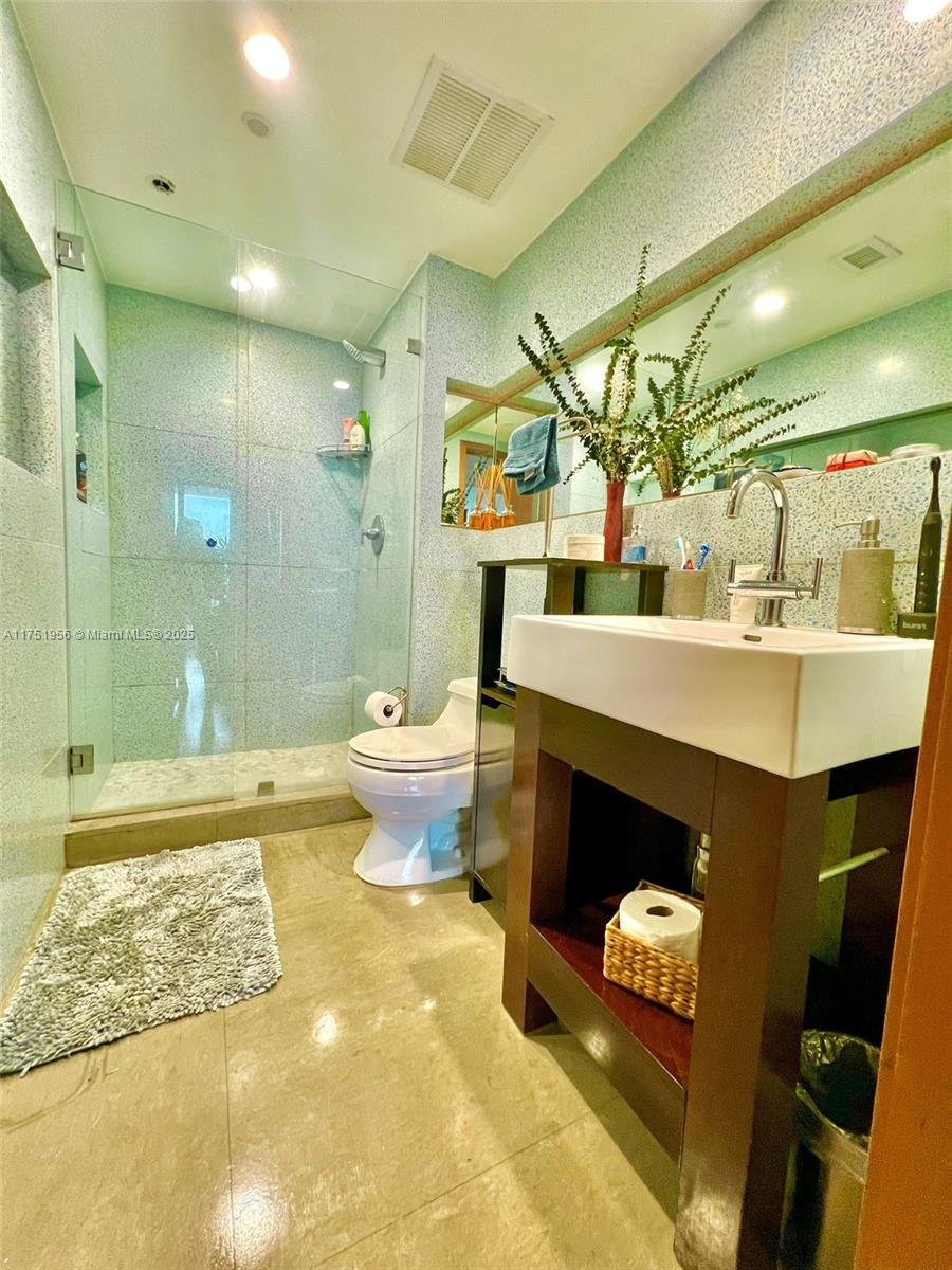 1581 Brickell Ave #602, Miami FL 33129