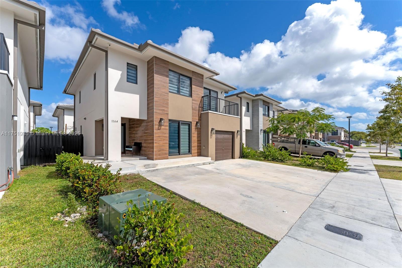 1164 NW 2nd St, Florida City, Florida image 1