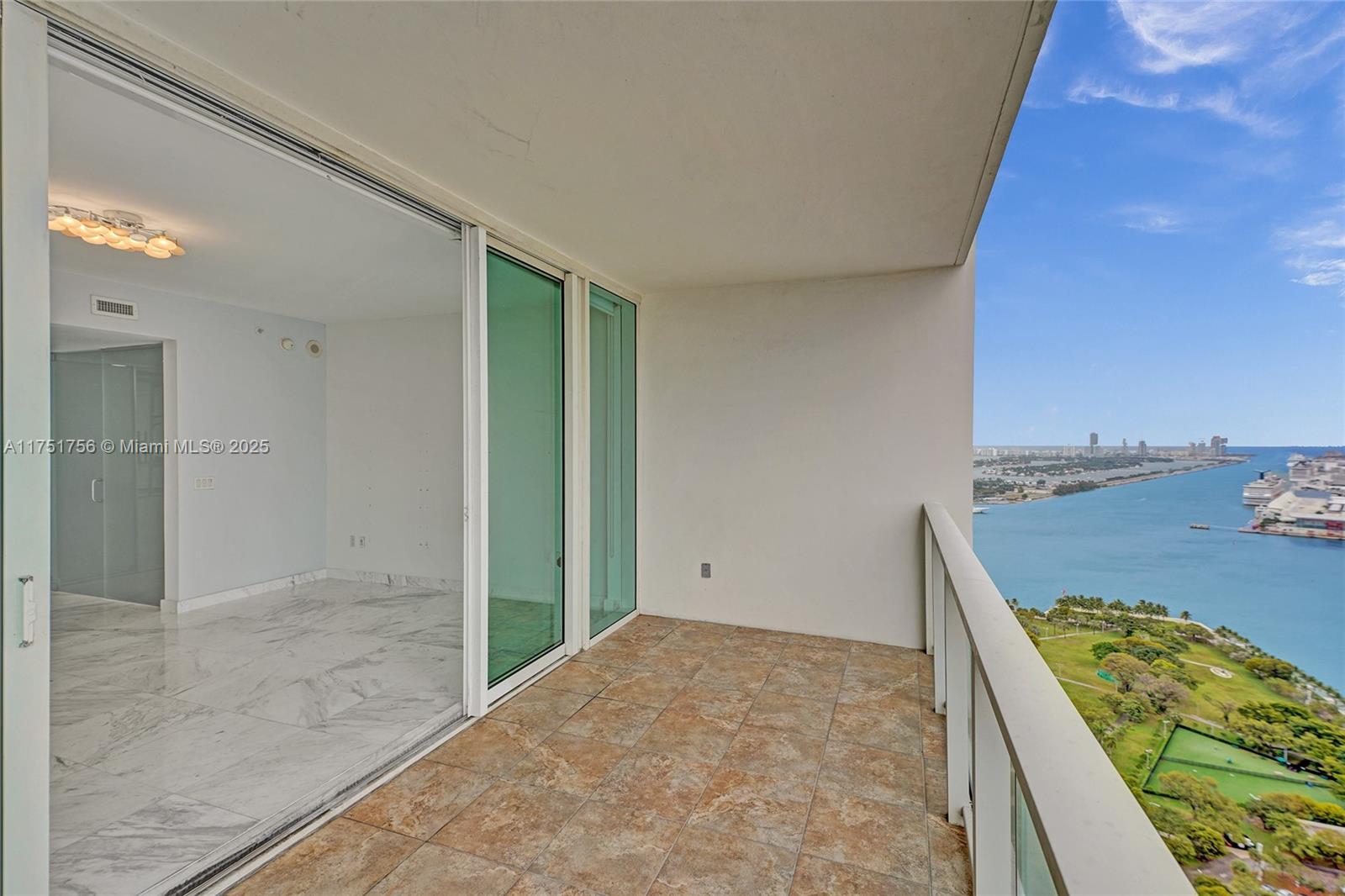 1040 Biscayne Blvd #3608, Miami FL 33132