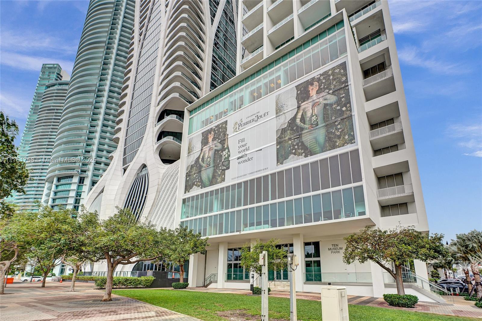 1040 Biscayne Blvd #3608, Miami FL 33132