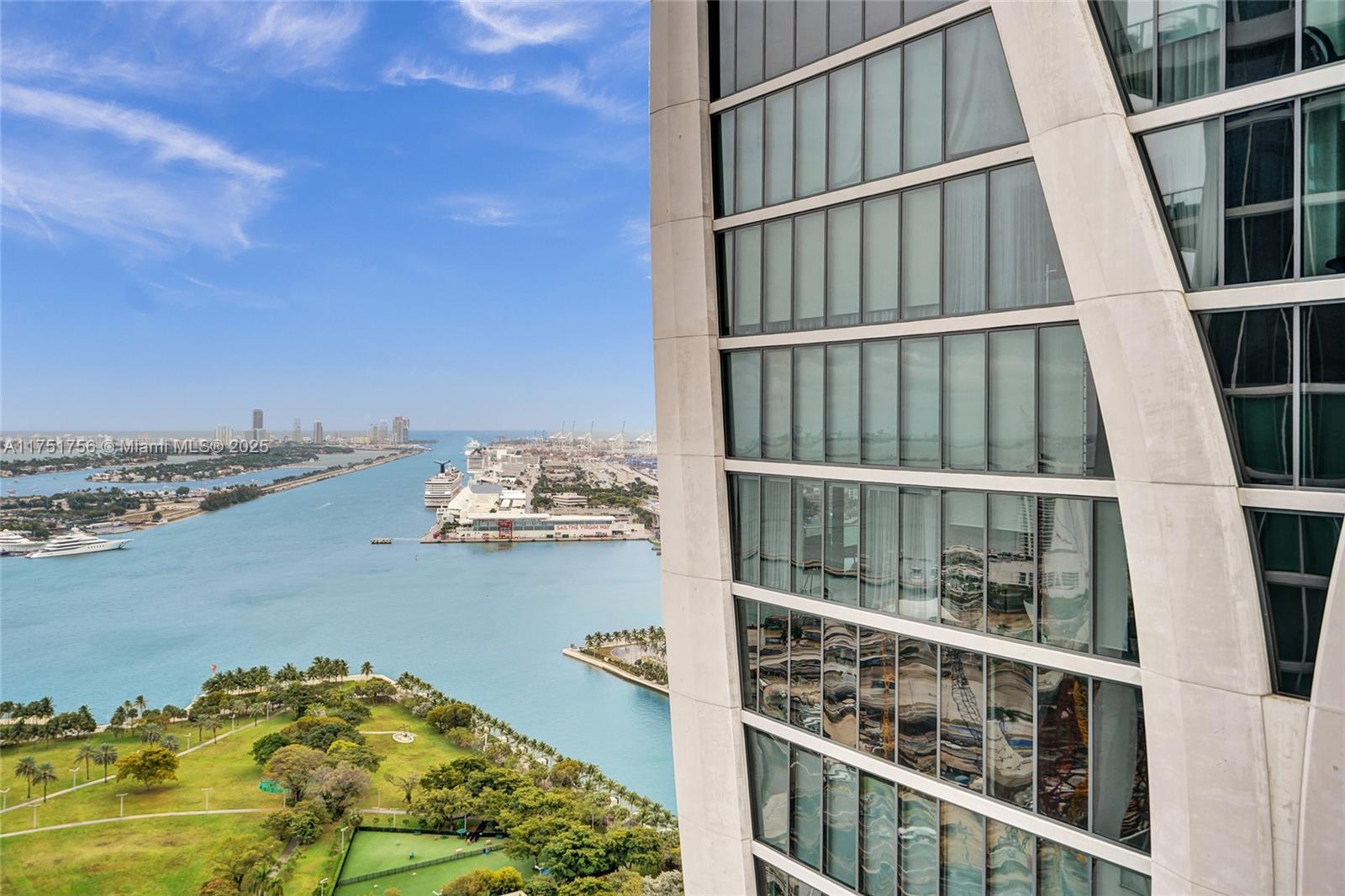 1040 Biscayne Blvd #3608, Miami FL 33132