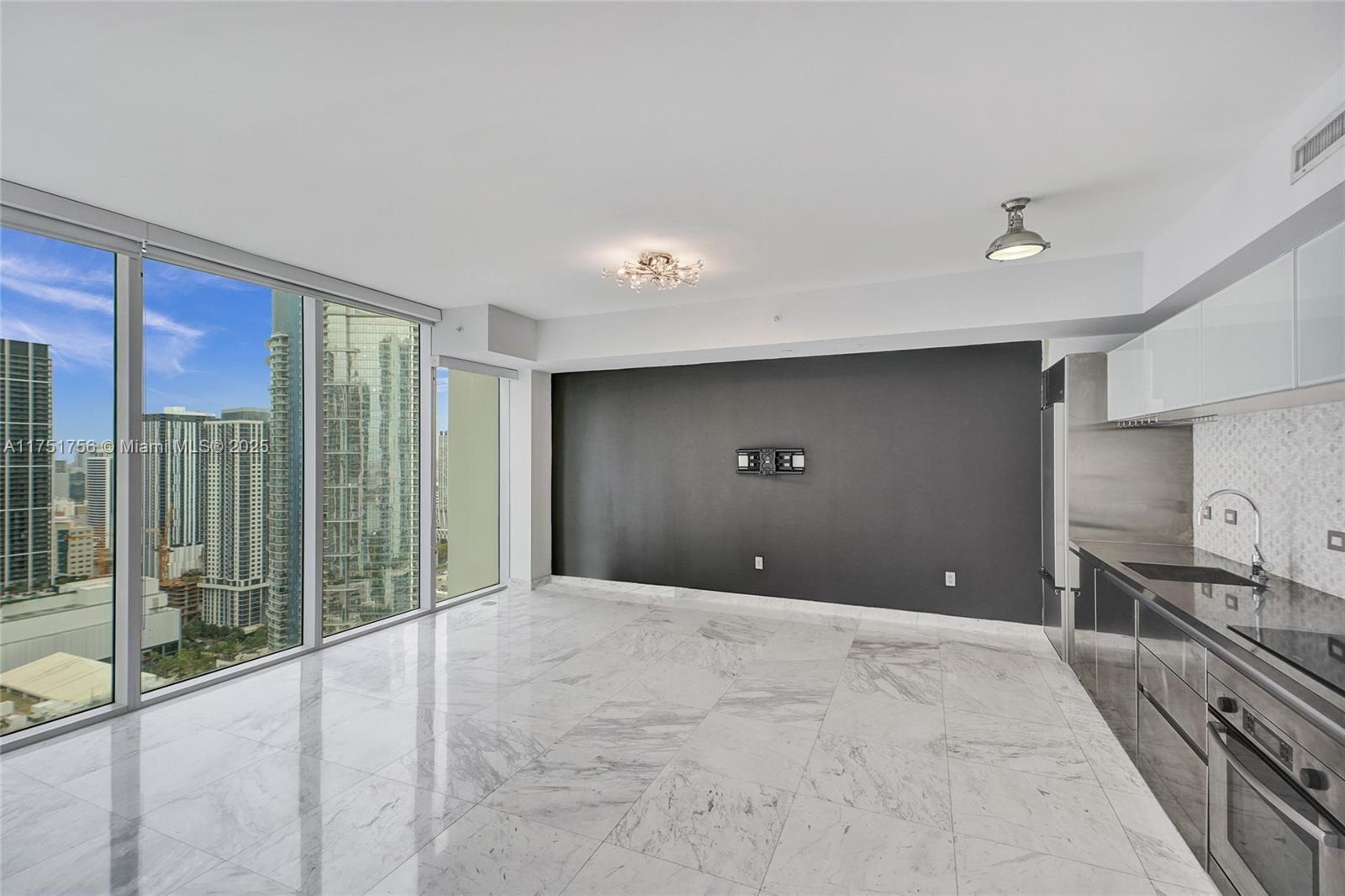 1040 Biscayne Blvd #3608, Miami FL 33132