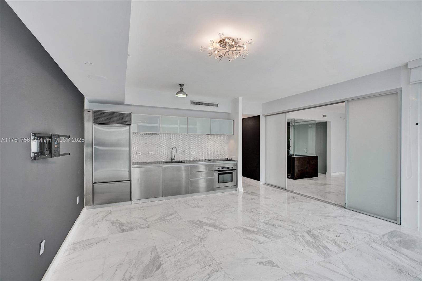 1040 Biscayne Blvd #3608, Miami FL 33132