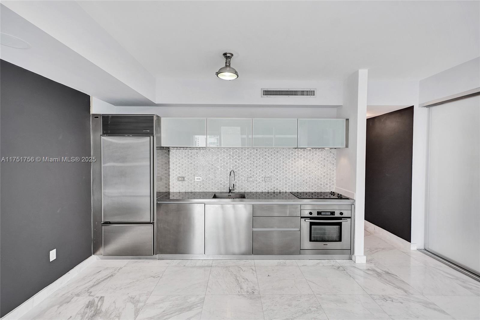 1040 Biscayne Blvd #3608, Miami FL 33132