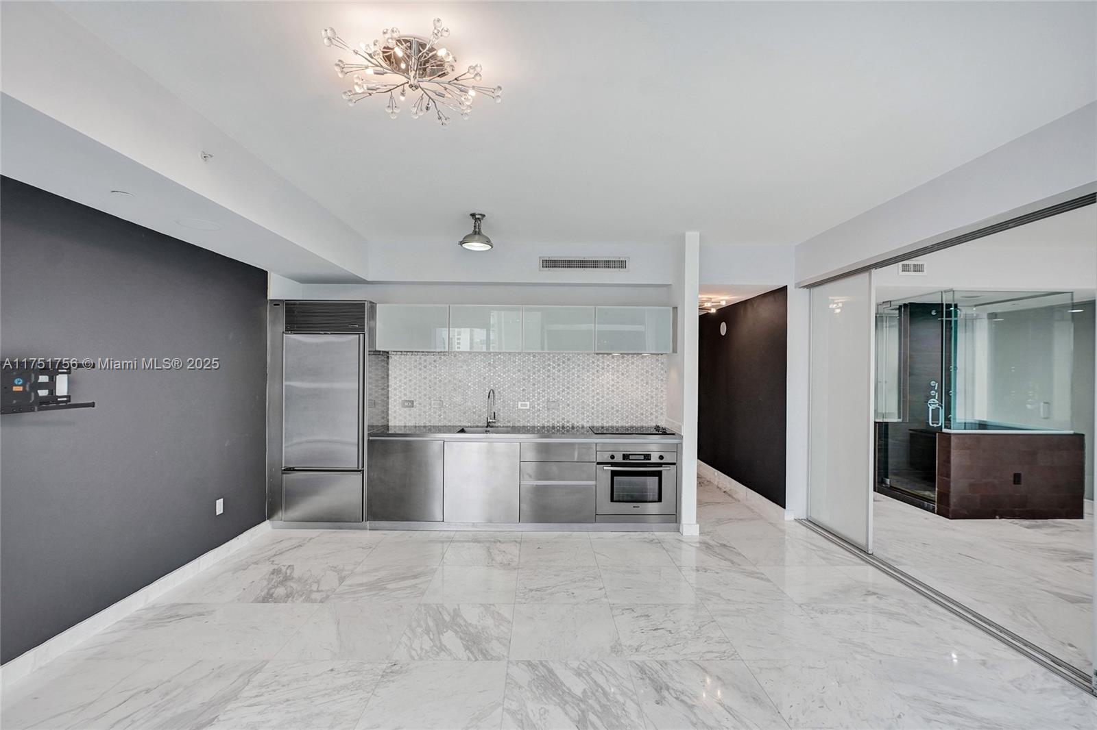 1040 Biscayne Blvd #3608, Miami FL 33132