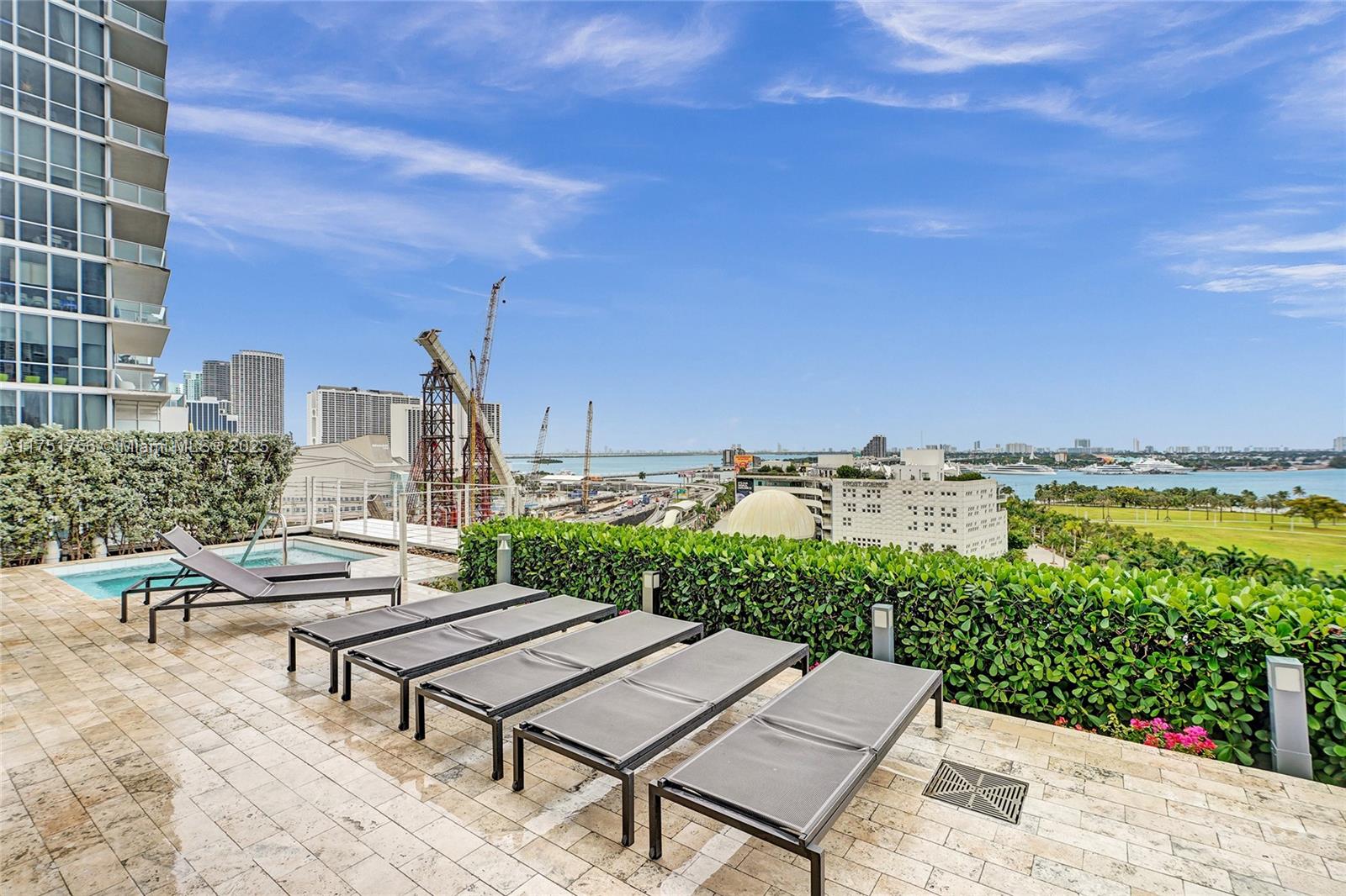 1040 Biscayne Blvd #3608, Miami FL 33132