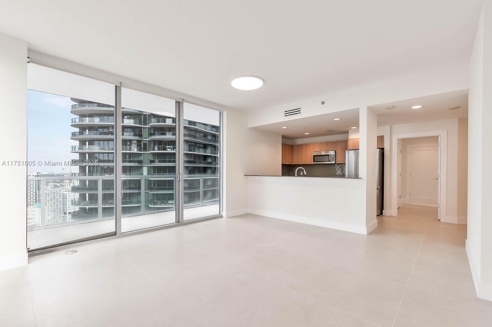 1050 Brickell Ave #3214, Miami FL 33131