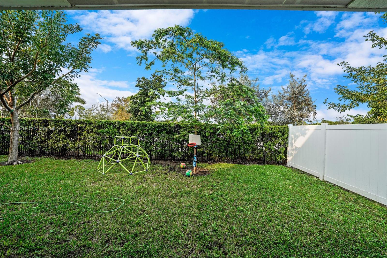 Listing Photo 42