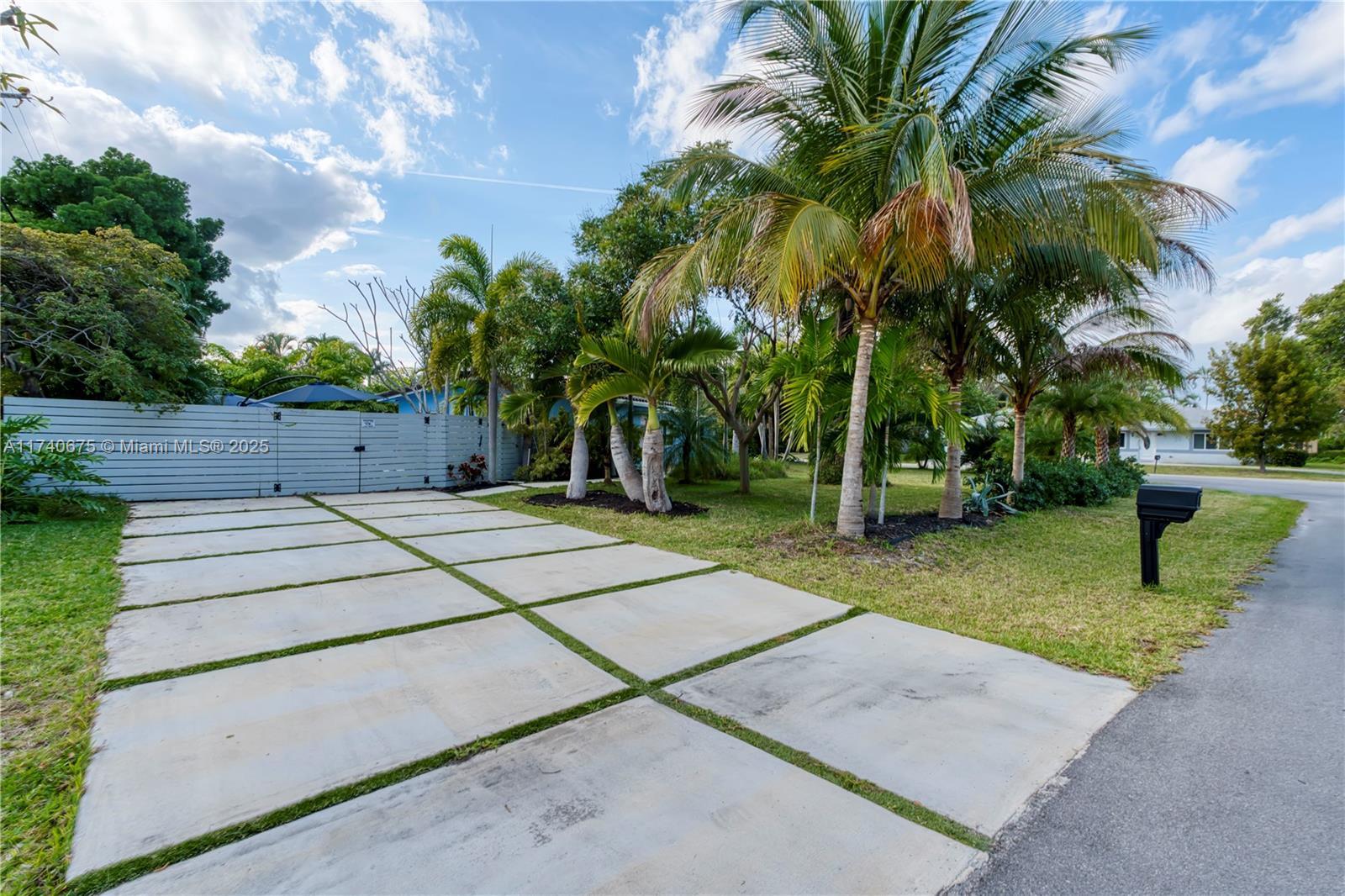 124 NE 26th Dr, Wilton Manors, Florida image 27