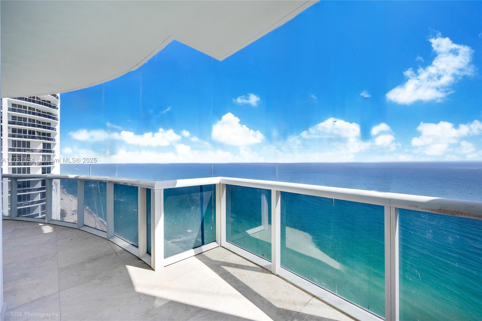 Condo for Sale in Sunny Isles Beach, FL