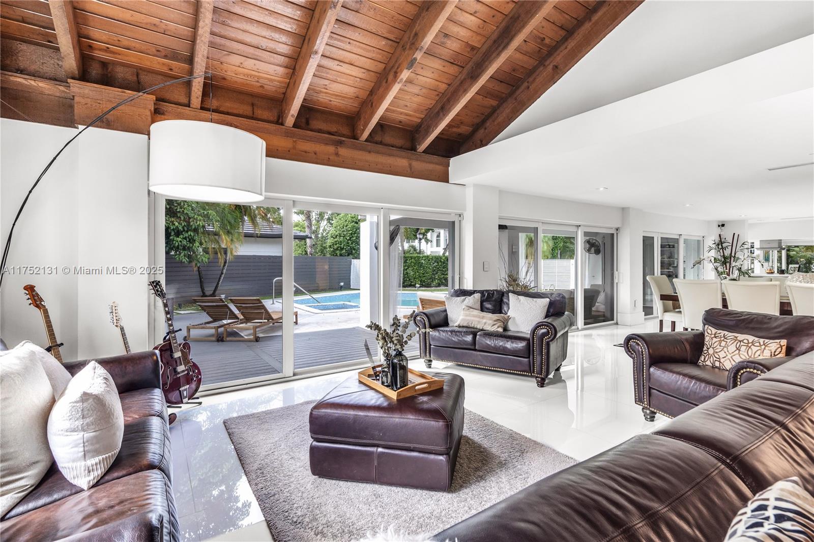 9473 NW 49th Doral Ln, Doral, Florida image 14