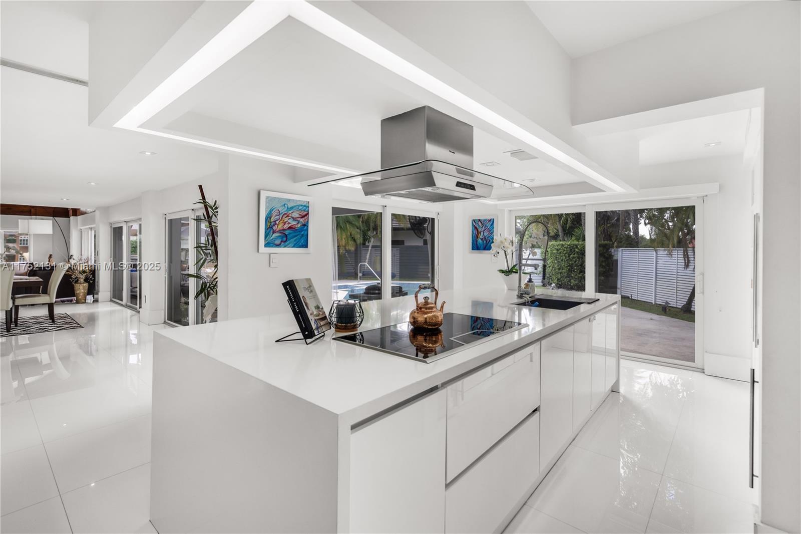 9473 NW 49th Doral Ln, Doral, Florida image 8