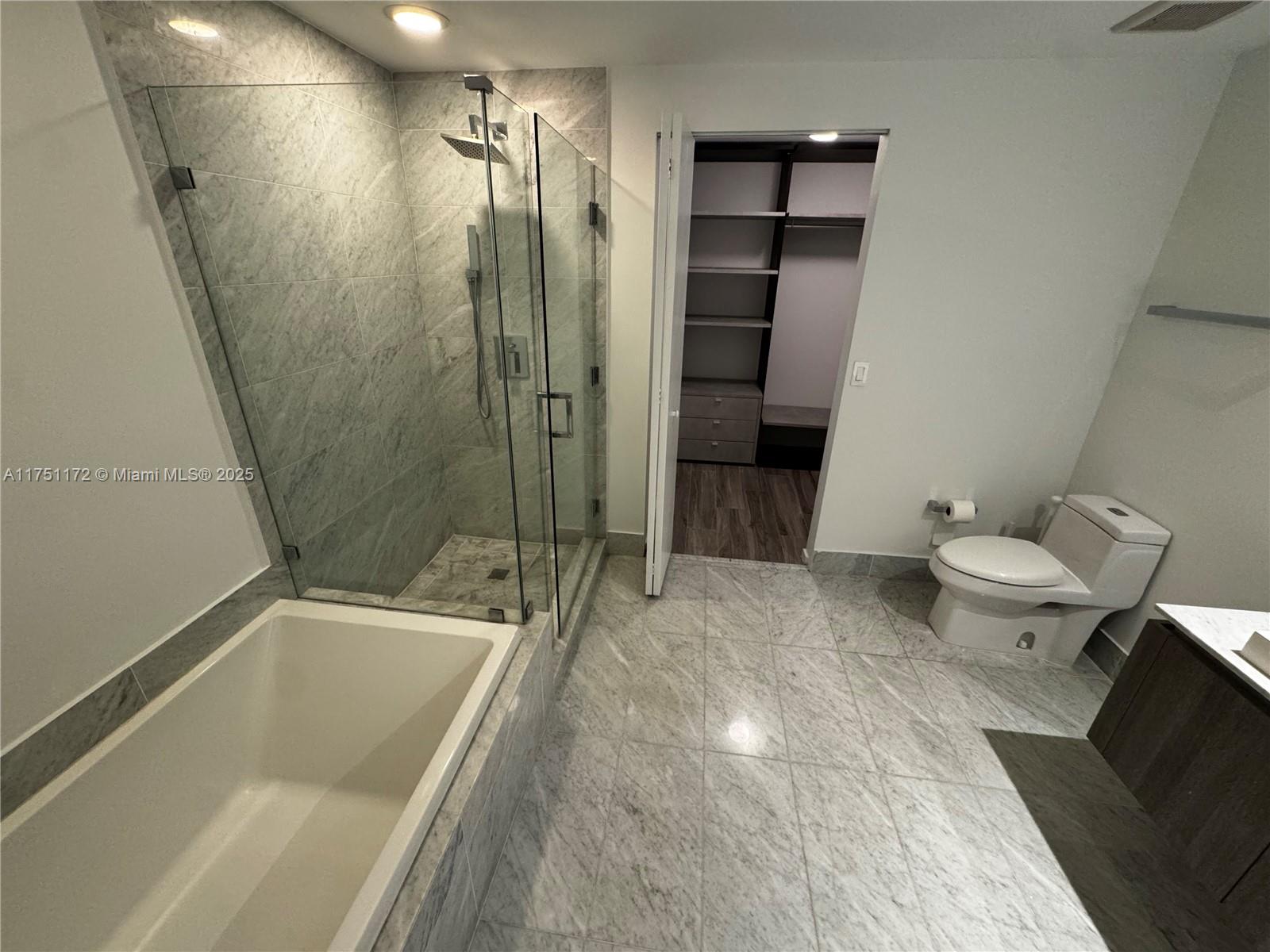 801 S Miami Ave #1906, Miami FL 33130