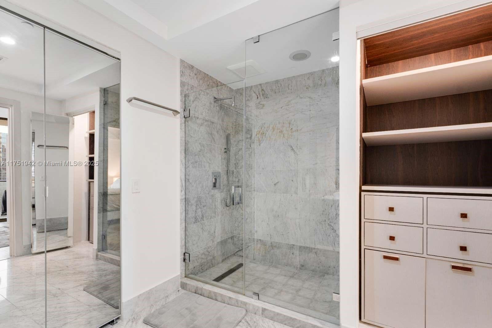 801 S Miami Ave #3804, Miami FL 33130
