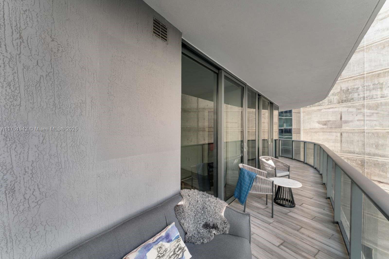 801 S Miami Ave #3804, Miami FL 33130