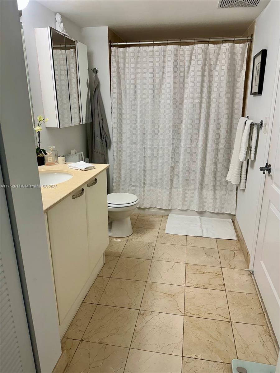 2101 Brickell Ave #2310, Miami FL 33129