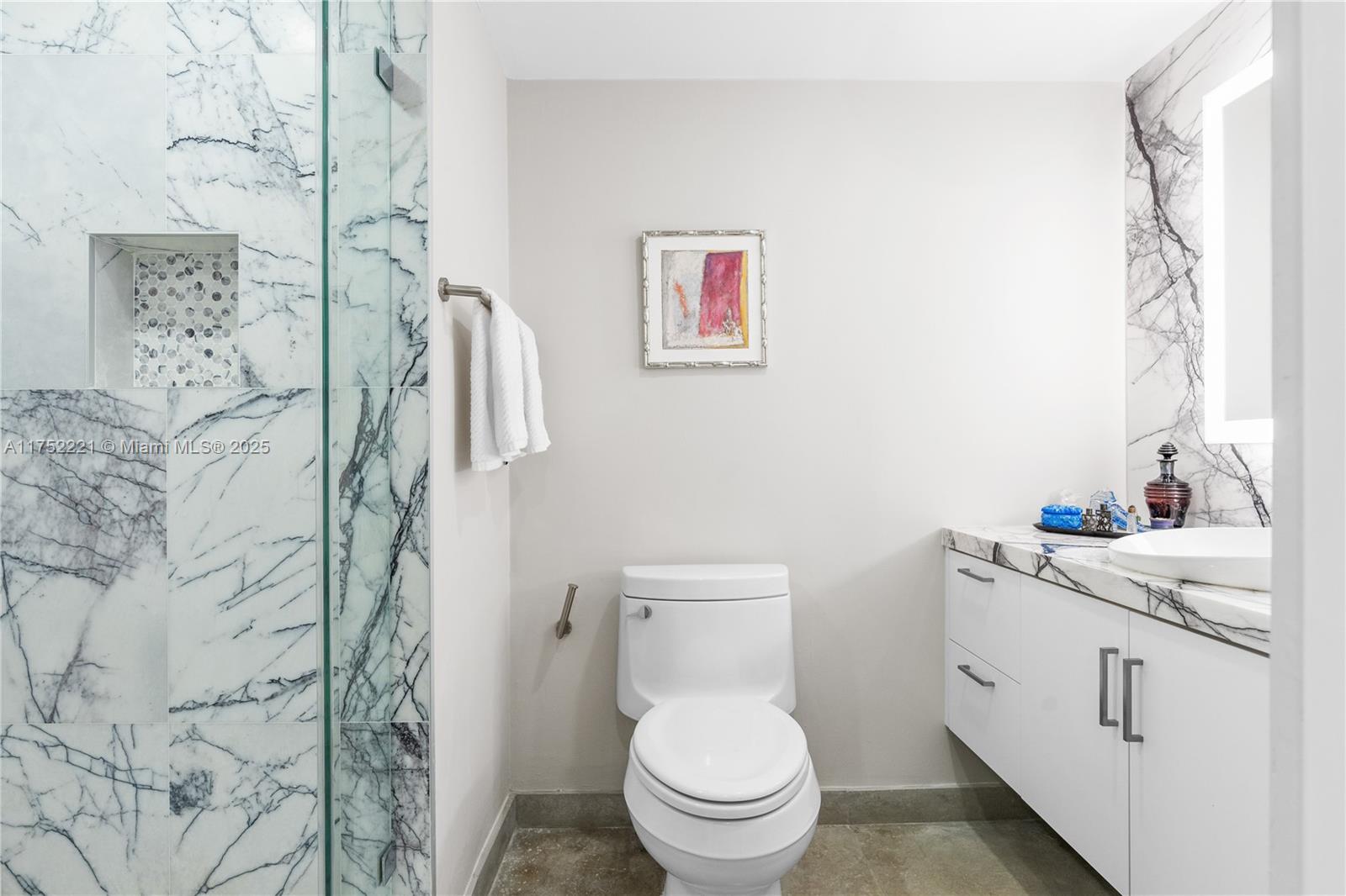 Property photo # 4