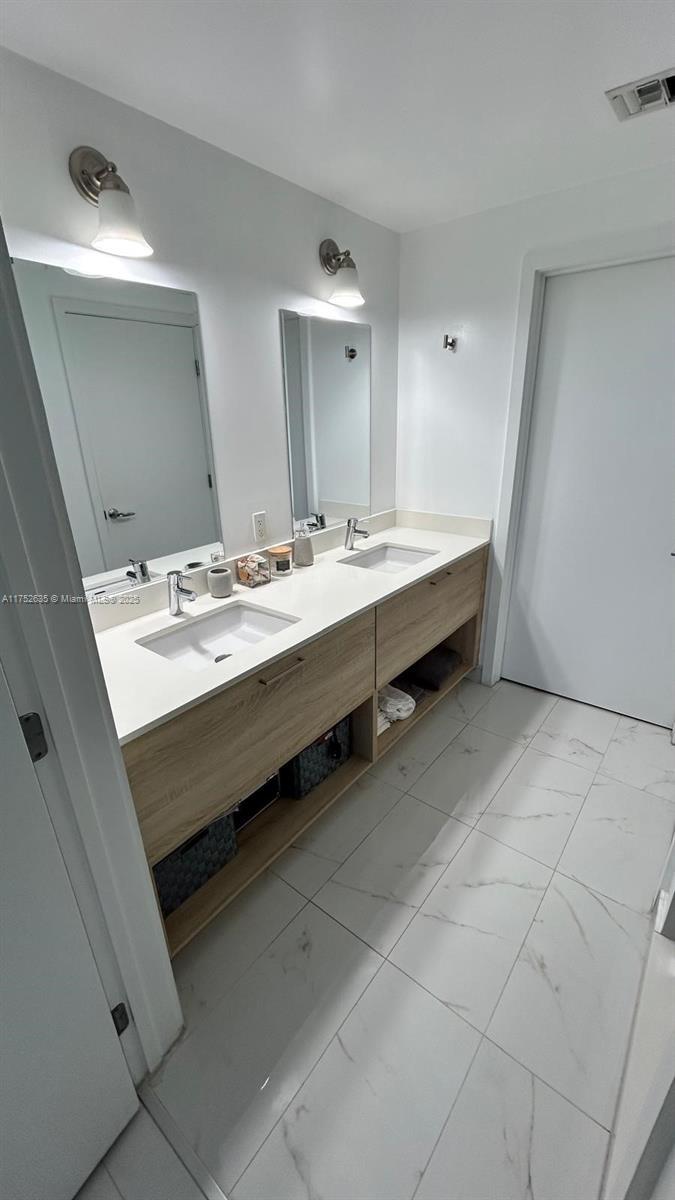 16385 Biscayne Blvd #1002, North Miami Beach, Florida image 10