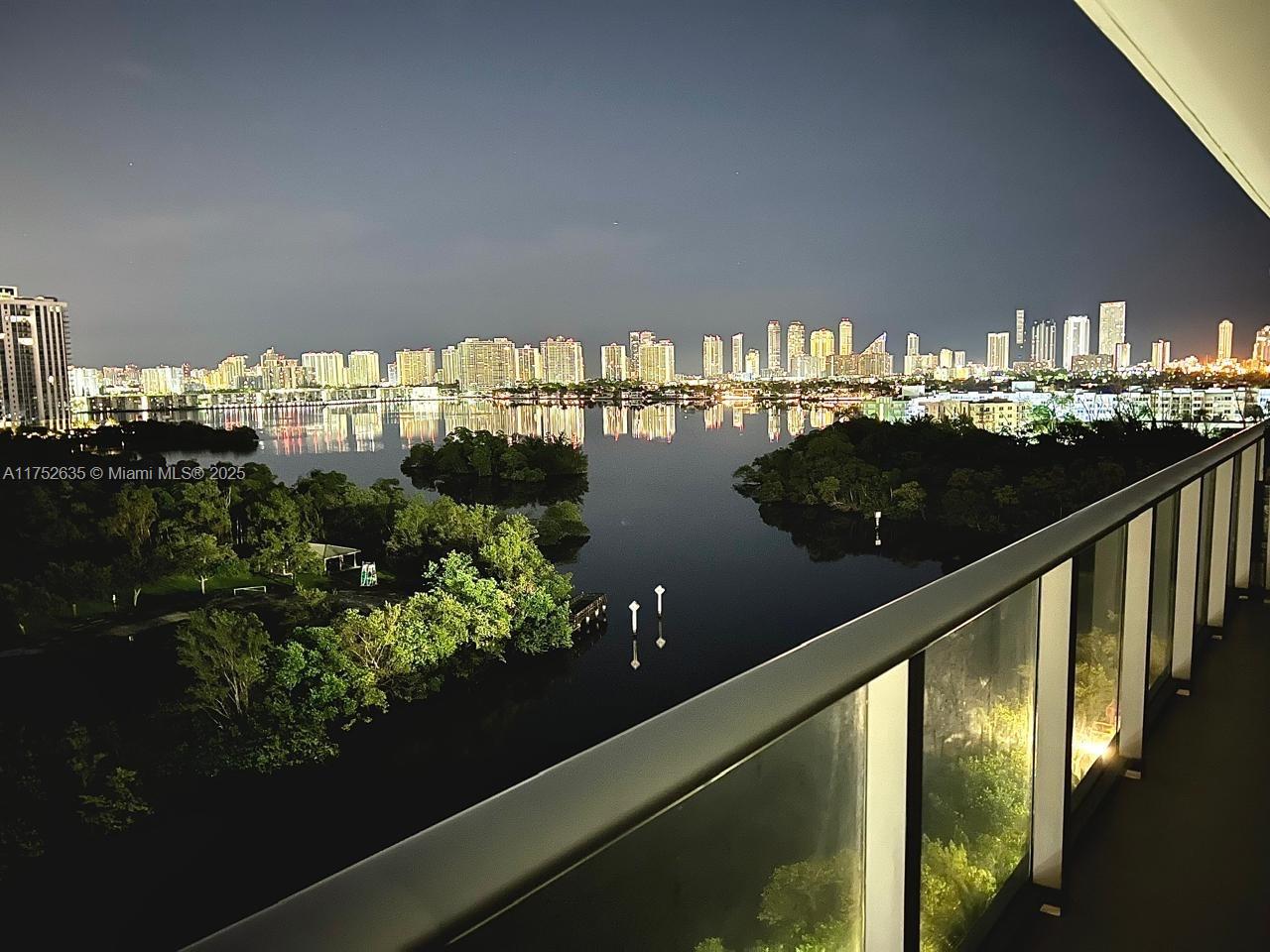 16385 Biscayne Blvd #1002, North Miami Beach, Florida image 16