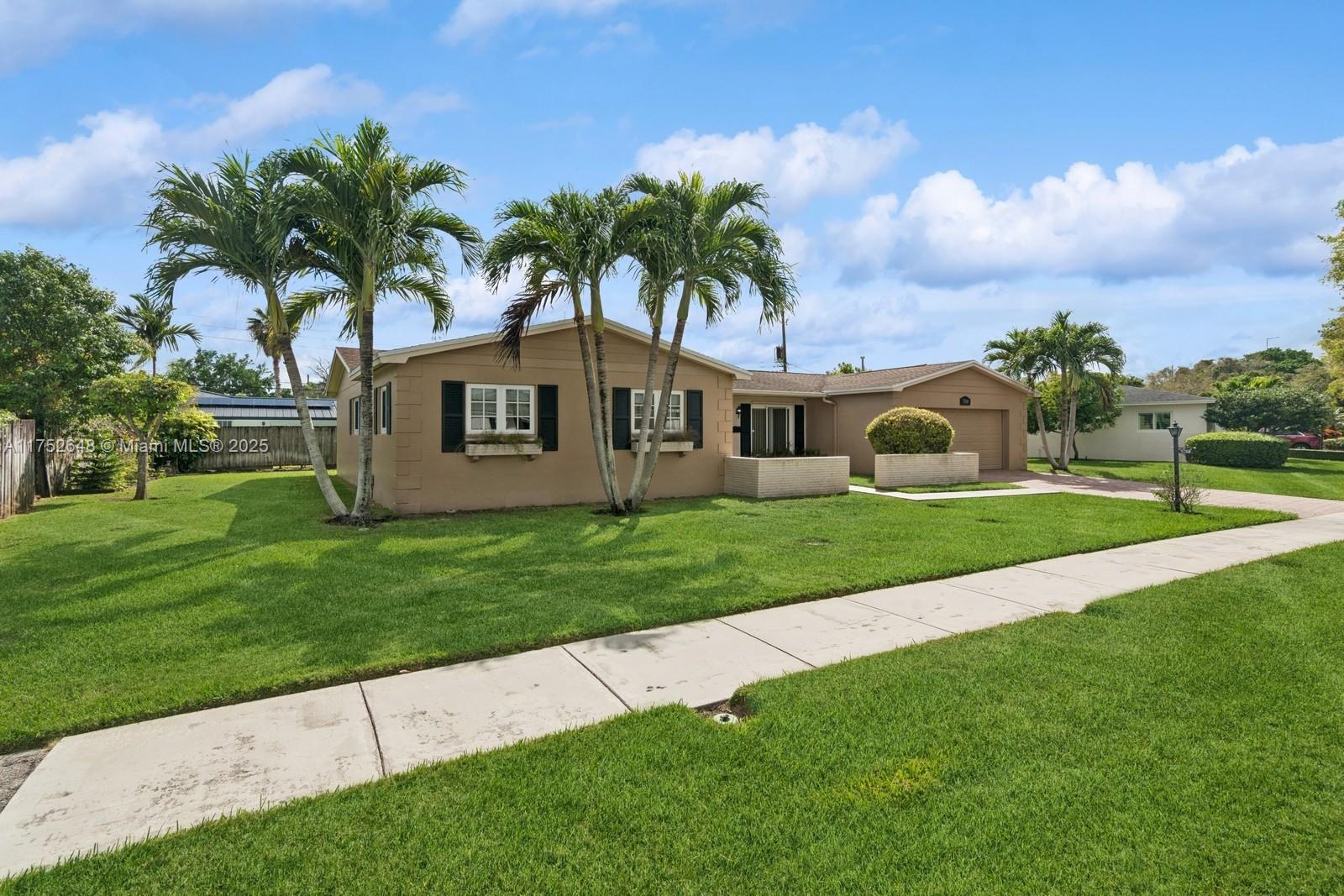 Listing Photo 11
