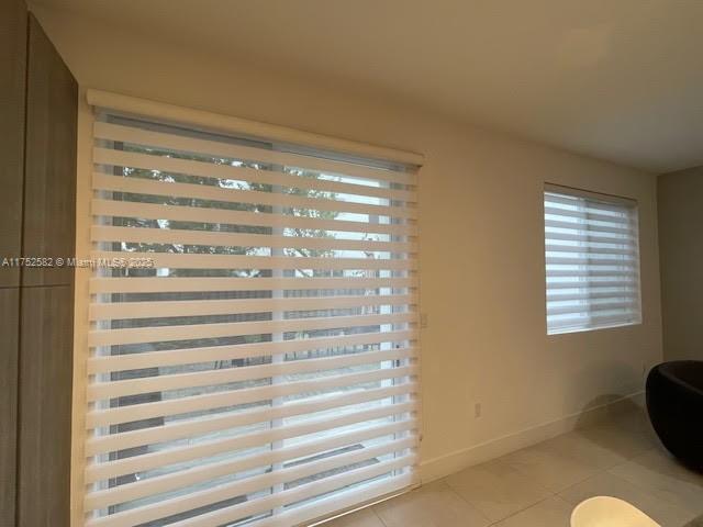 Residential, Doral, Florida image 6