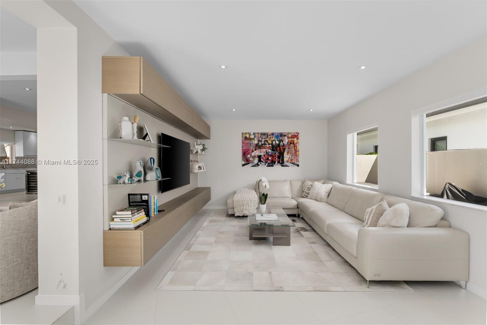 590 W 49th St, Miami Beach, Florida image 10