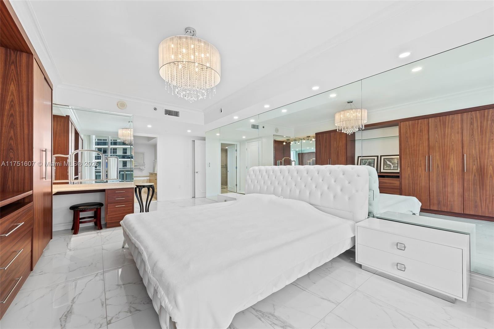 1830 S Ocean Dr #3708, Hallandale Beach, Florida image 17